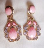 editar remover Brinco Dourado com Pedras Rosa e Strass